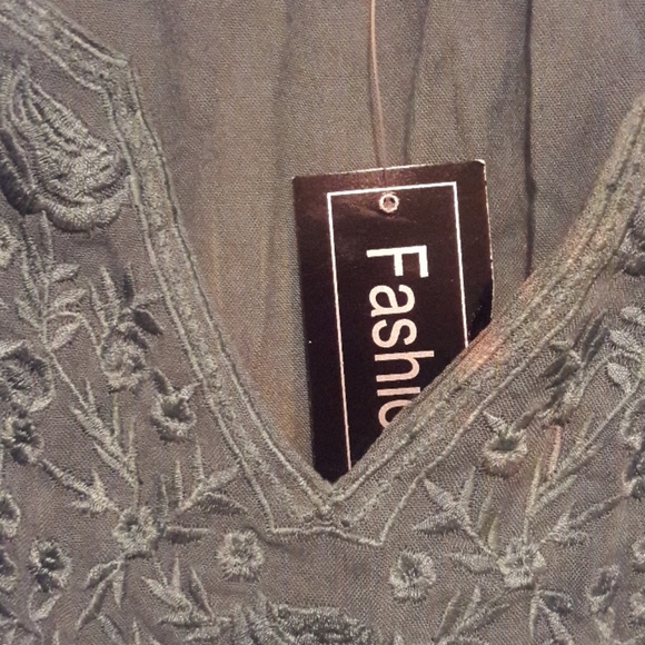 Tunic top - Picture 3 of 3